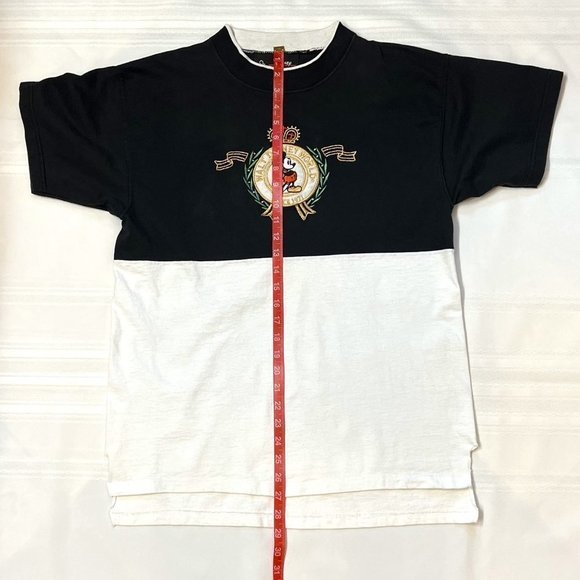 Vintage Walt Disney World Disney Originals SS T-Shirt Applique Embroidered Gold - Picture 7 of 7